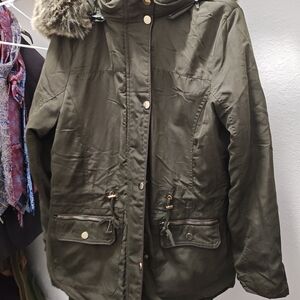 Stylish Khaki Utility Jacket with Faux Fur Hood